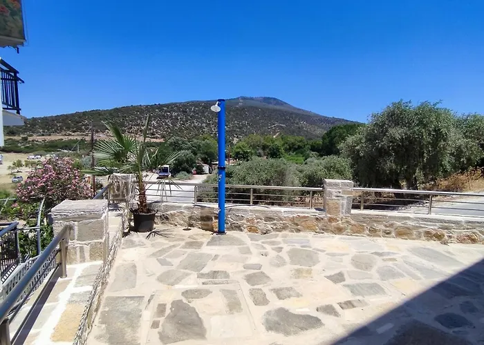 Evaggelia's Stone Apartment