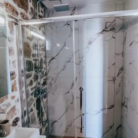 Evaggelia's Stone Apartment *