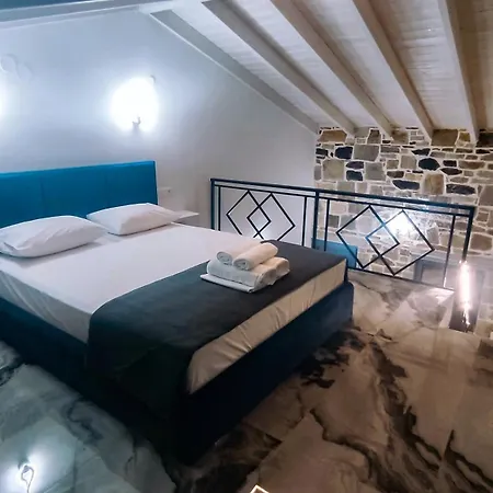 Evaggelia's Stone Apartament